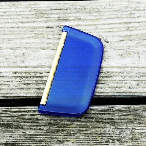 LangRay 2pcs Peigne à Tissu,Peigne Anti-bouloches Plastique,Brosse Textile Anti-bouloches,Pour Fuzz, Et Peluches De Pull, Couvertures, Rideaux, Tapis (Bleu) – Image 3